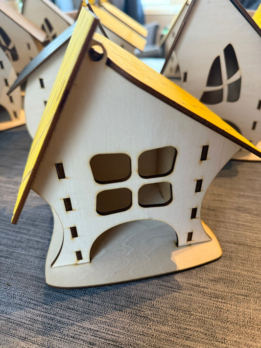 Wonky Houses – tre skjeve små hus i kryssfiner (sett med 3 stk)
