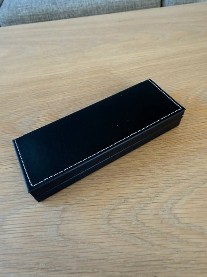 Gift box with lid