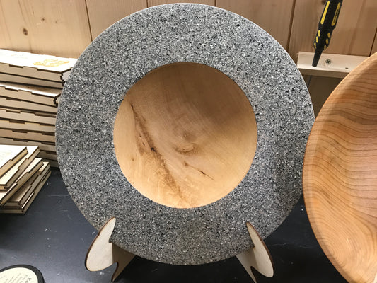 Dreid pyntefat malt i gråspett